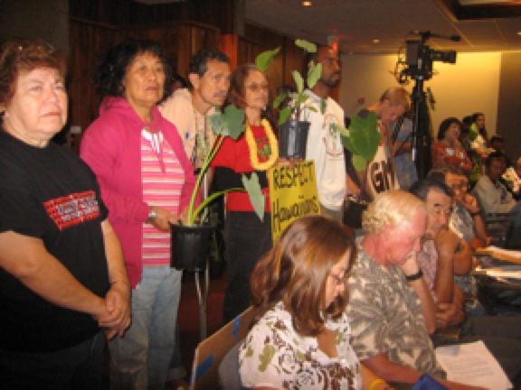 Respect Hawaiians - No GMO Kalo