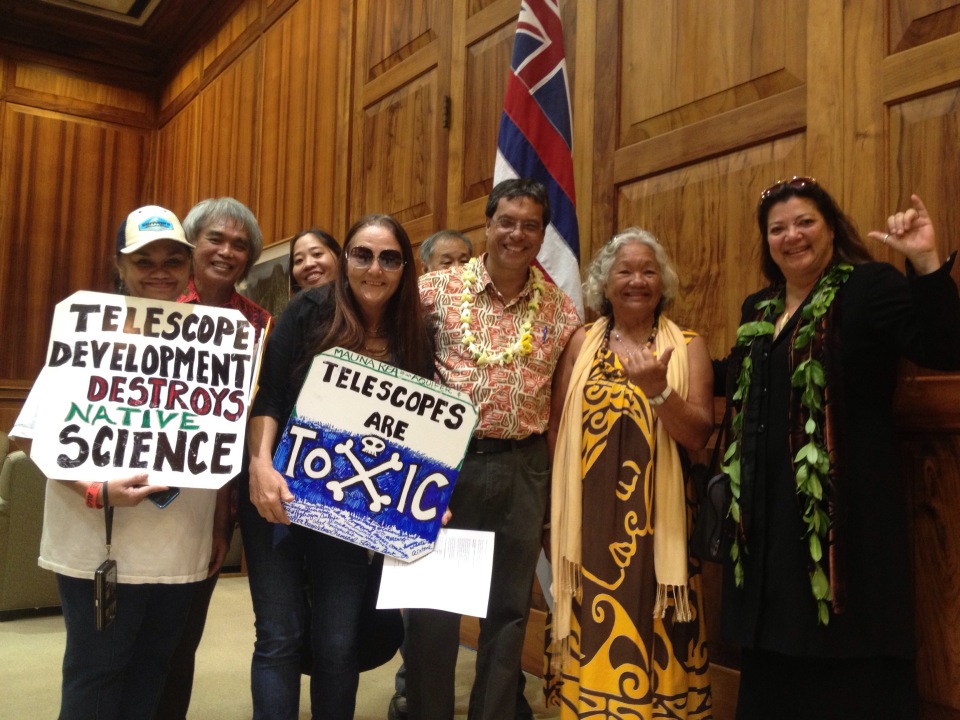 Cultural practitioners, environmentalists deliver Mauna Kea demands to Governor